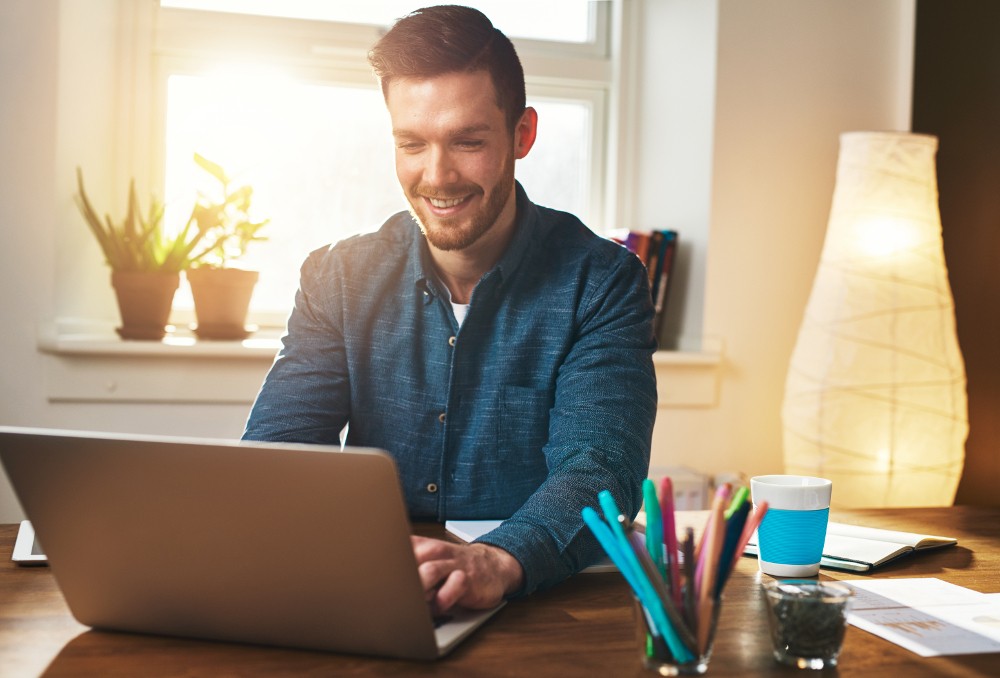 Een webshop starten in 10 stappen Webshop, webwinkel, ebusinessplan, logistieke partner, stappenplan, tips, identiteit, evalueren, onlinemarketing, technische partner, categoriestructuur