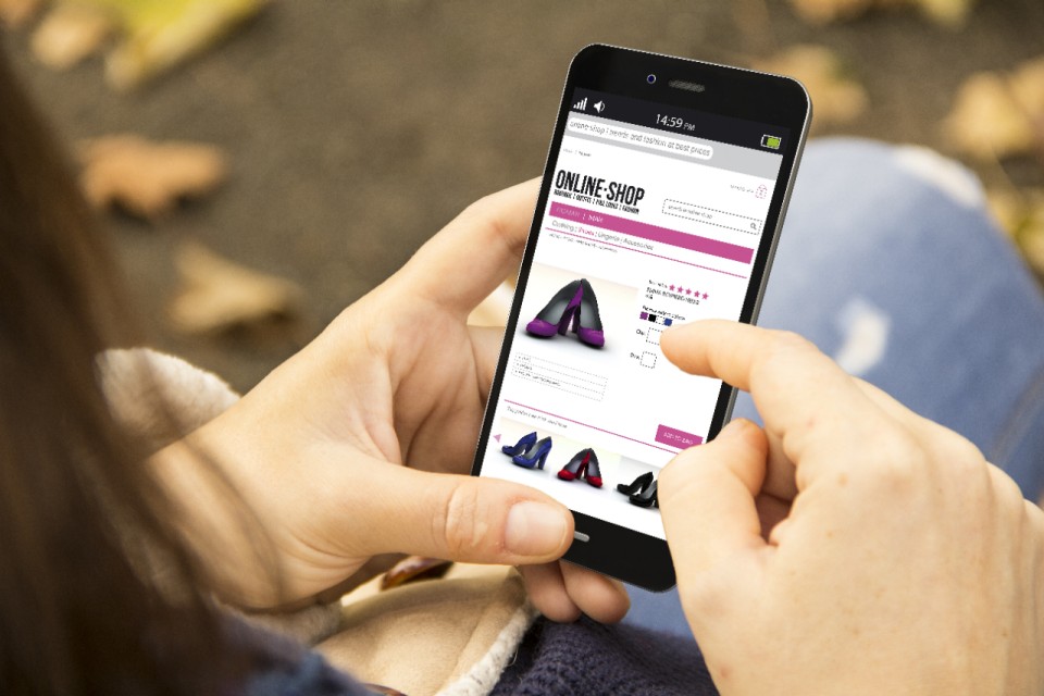 Betalen met je smartphone in een webshop Zonder kaartlezer mobiel betalen met KBC Brussels Mobile